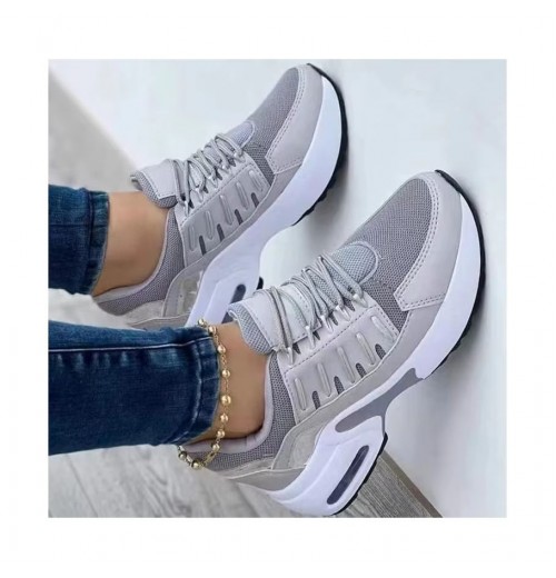 New large size casual sports shoes for women flying woven round head lace-up mesh ventilated daddy New large size casual sports shoes for women flying woven round head lace-up mesh ventilated daddy